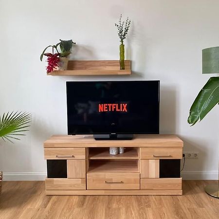 2-Zimmer Zentral In Ferdinandshof, Wlan Modern Buitenkant foto